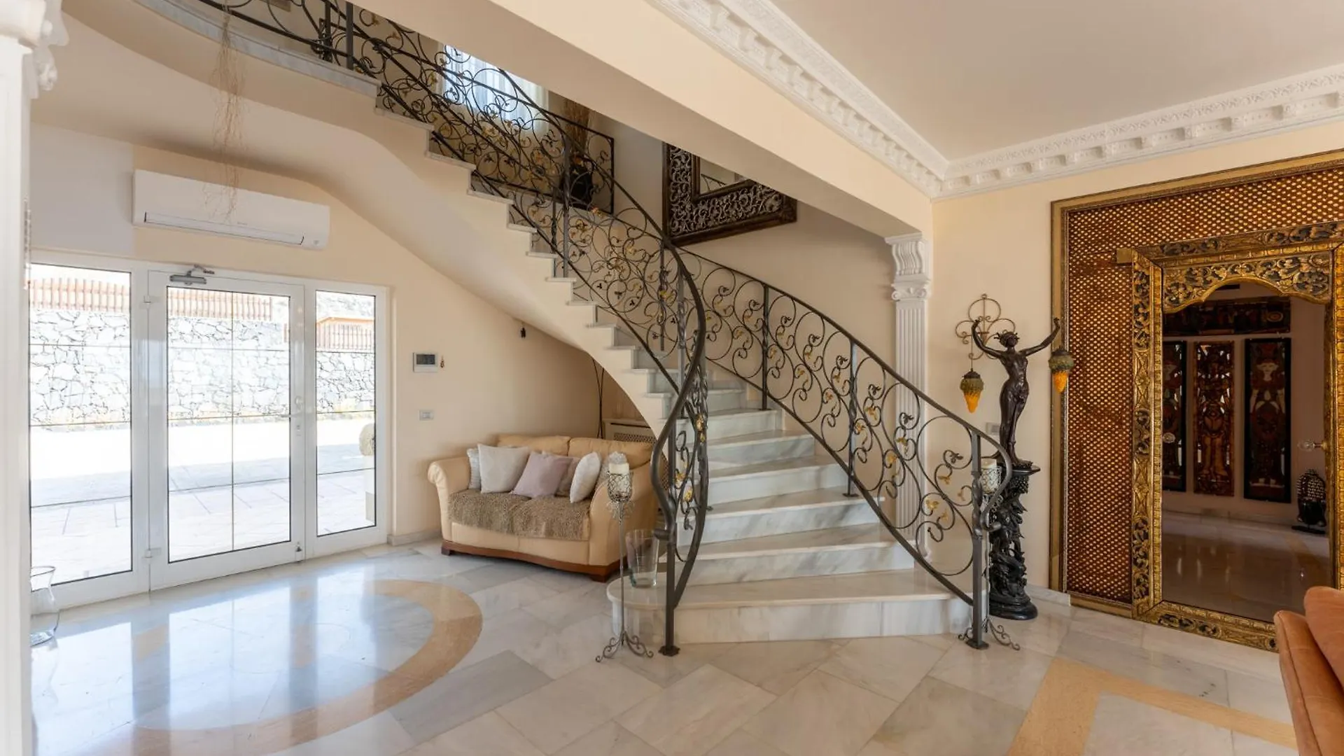 Private Luxury Villa With Jacuzzi, Beach Bar, Pool Costa Adeje   Costa Adeje (Tenerife)